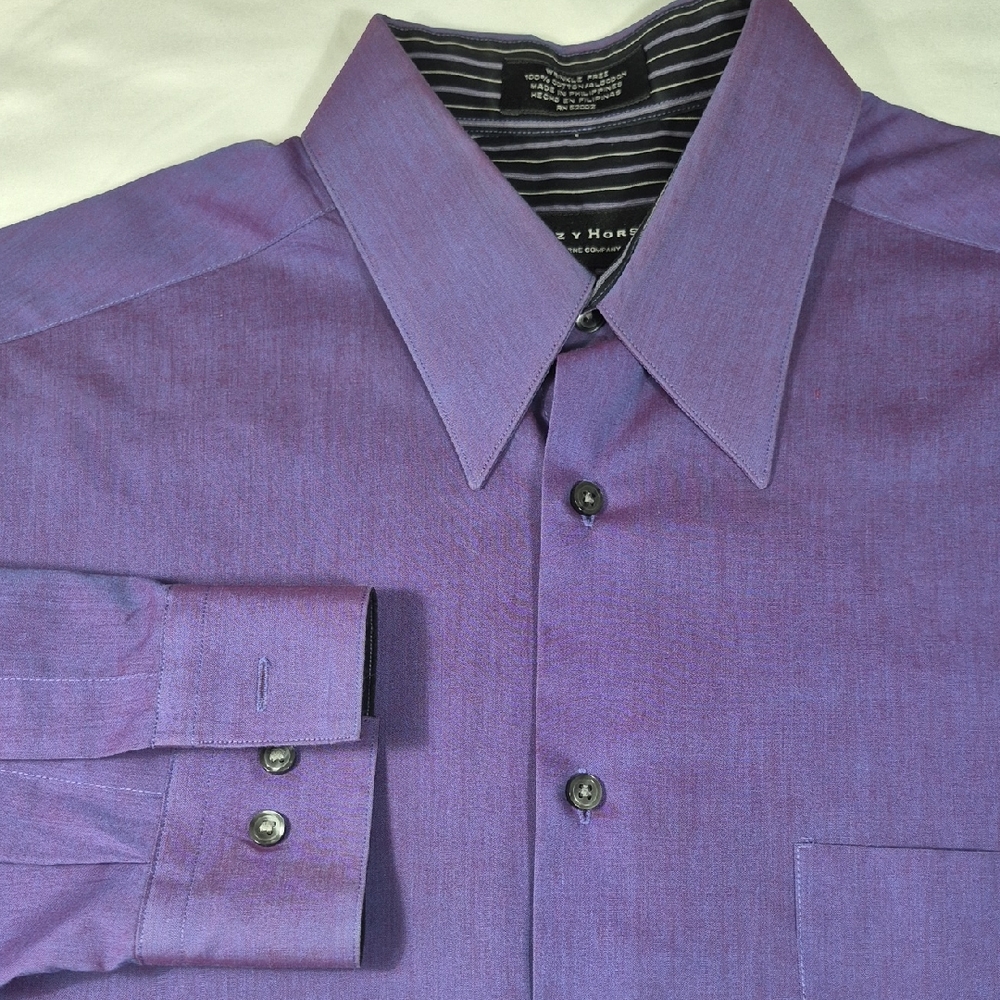Crazy Horse Claiborne Comany Men's Purple Dress Shirt. Long Sleeve Button-Down